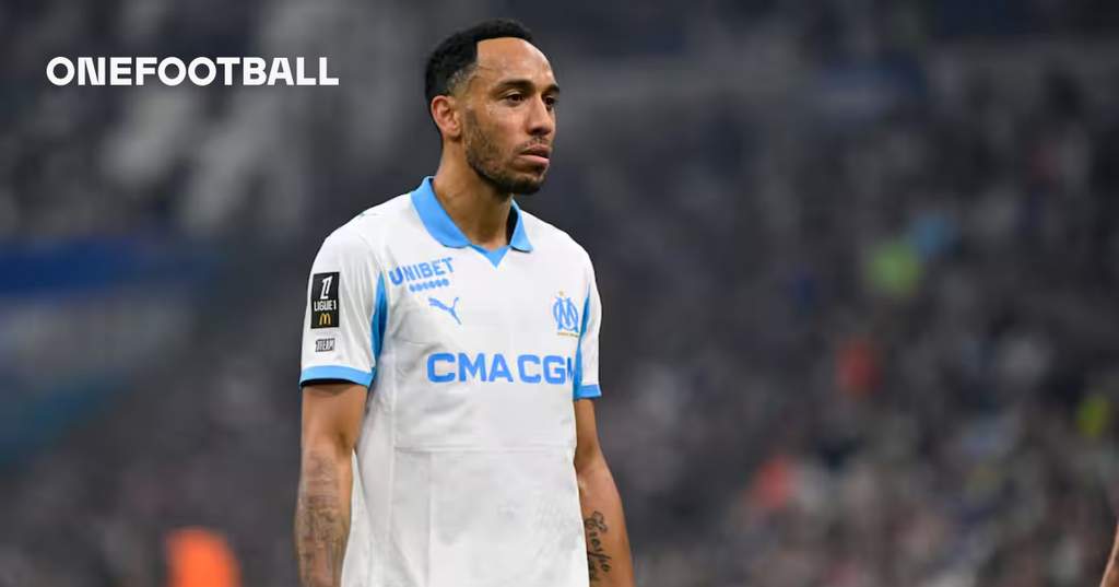 Pierre-Emerick Aubameyang resmi bergabung dengan Deportivo A Coruña di LaLiga