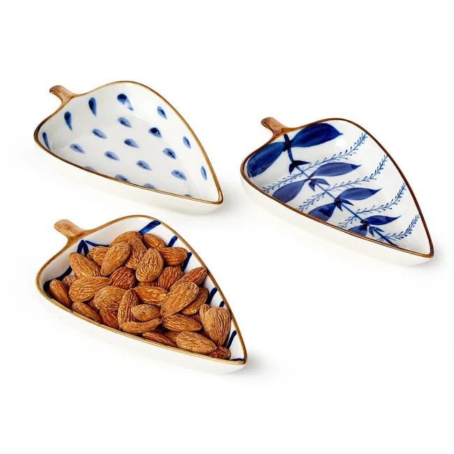 Blue Beauties Tree Tidbit Dish dari PRAGMATIC88 piring saji keramik bentuk pohon