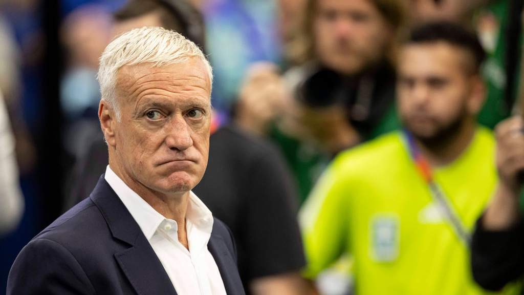 Didier Deschamps memberikan keterangan pers menjelang laga terakhirnya bersama Prancis