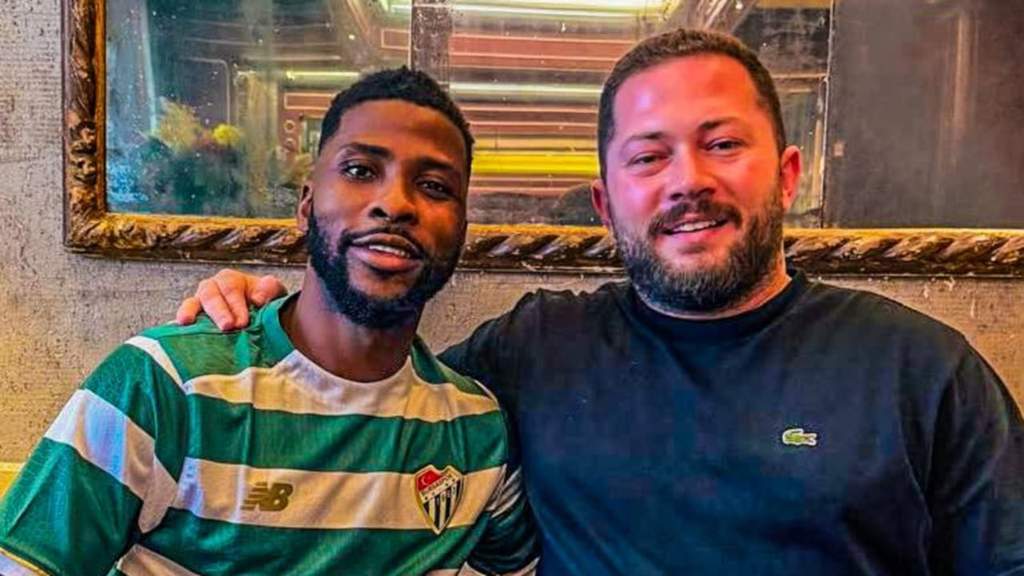 Kelechi Iheanacho saat diperkenalkan sebagai pemain baru Bursaspor