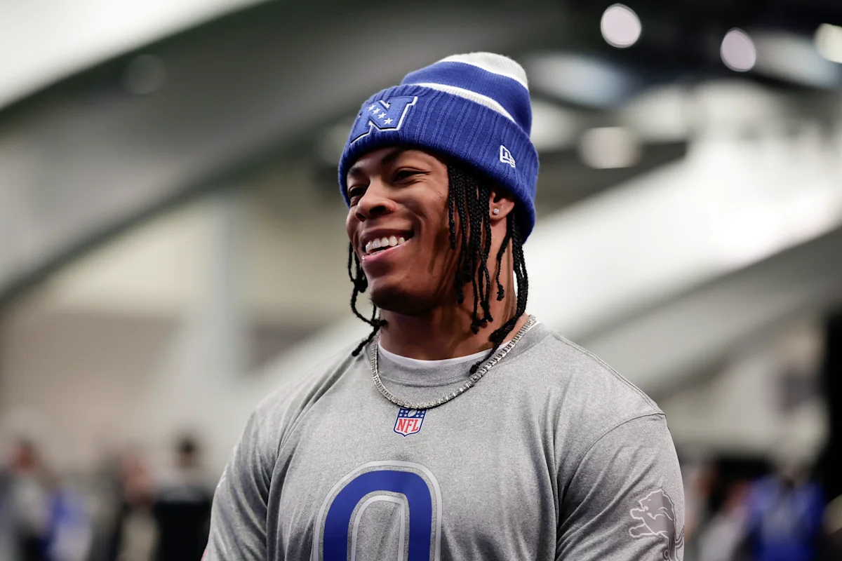 Jahmyr Gibbs dari Detroit Lions dalam pertandingan NFL musim 2025
