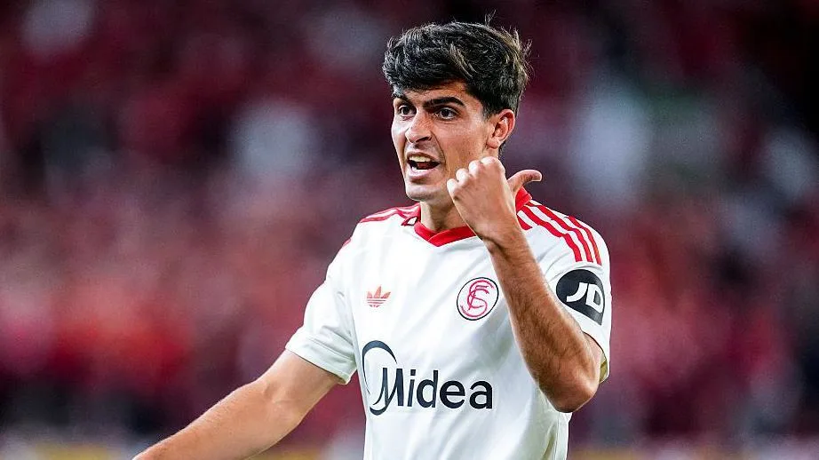 Juanlu Sanchez resmi bergabung dengan Bournemouth dari Sevilla di Premier League