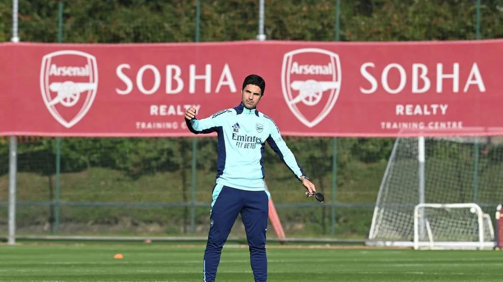 Mikel Arteta bersiap memimpin latihan Arsenal jelang laga persahabatan tertutup