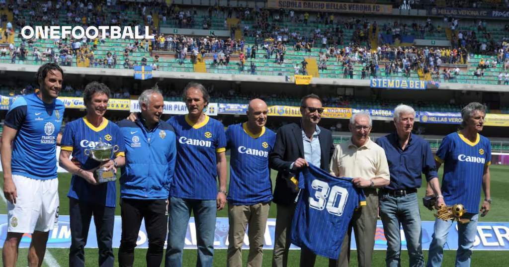 Osvaldo Bagnoli saat menghadiri Hall of Fame Federasi Sepak Bola Italia