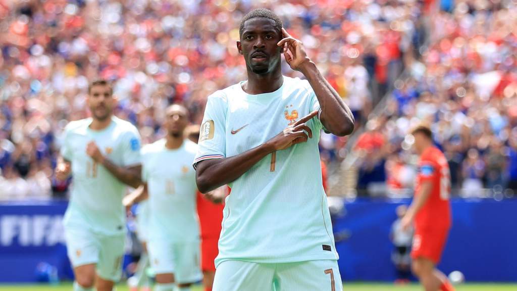 Ousmane Dembélé merayakan hat trick saat Prancis mengalahkan Norwagia di Piala Dunia