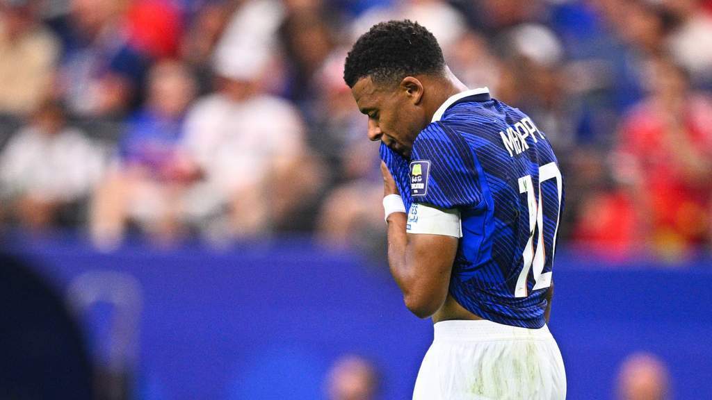 Kylian Mbappé bersiap membela tim nasional Prancis melawan Inggris di Piala Dunia 2026