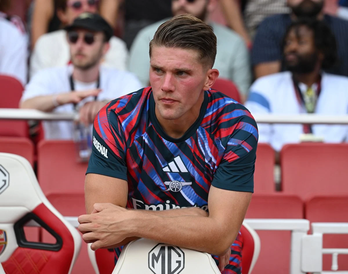 Viktor Gyokeres merayakan gol untuk Arsenal dalam laga persahabatan pra-musim