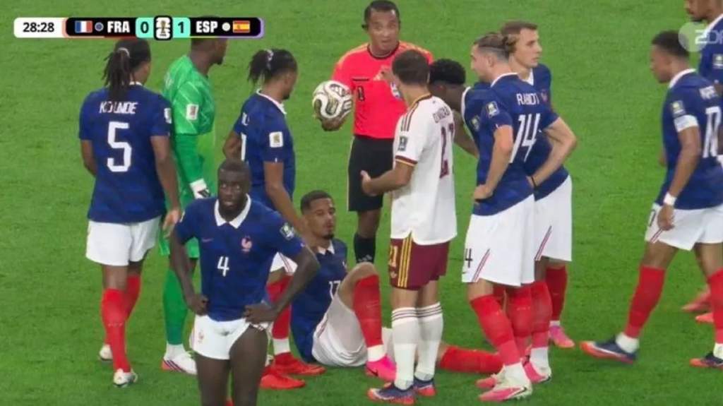 Bek Arsenal William Saliba mengalami cedera punggung di semifinal Piala Dunia Prancis vs Spanyol